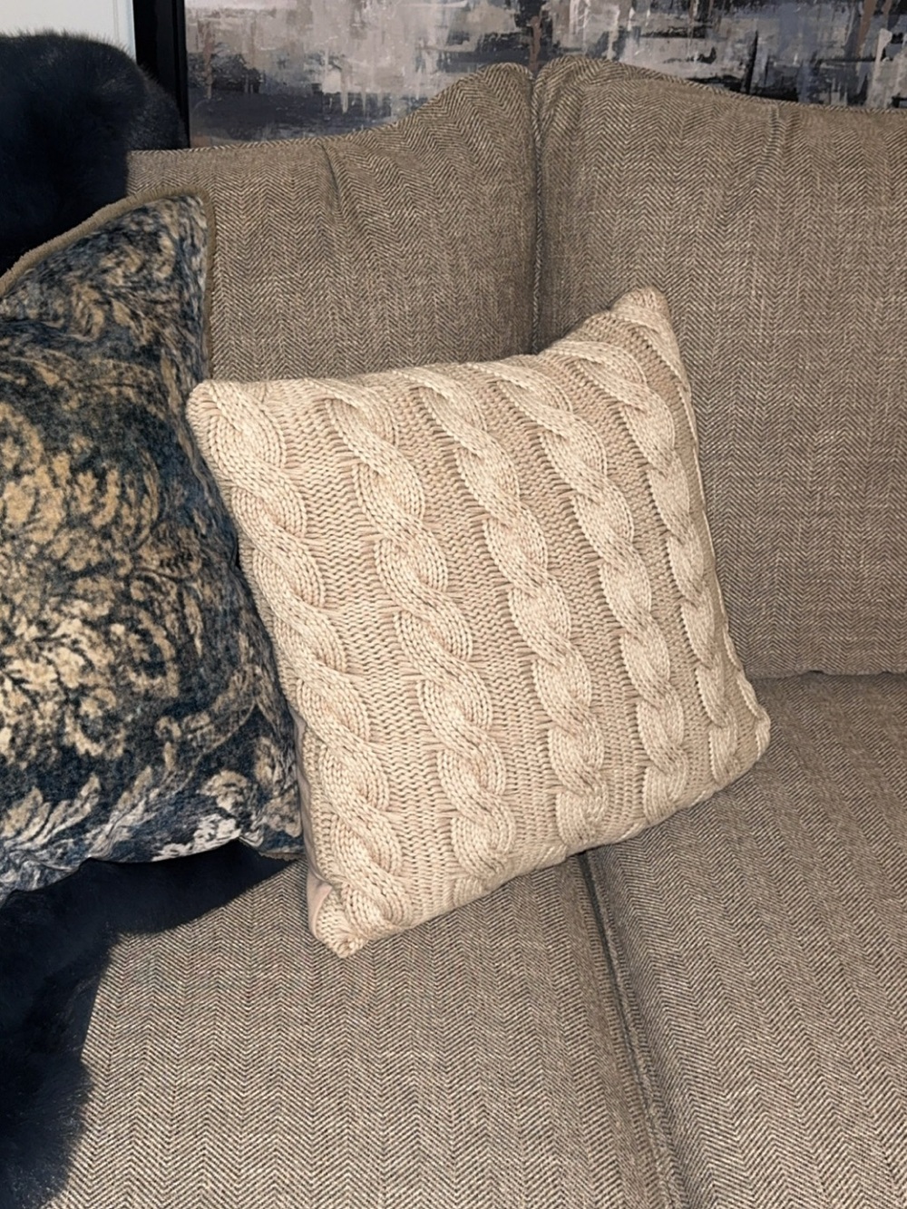 NWT Neutral Cable Knit Elegant Decorative Throw Pillow 18x18 Home Decor/Accent